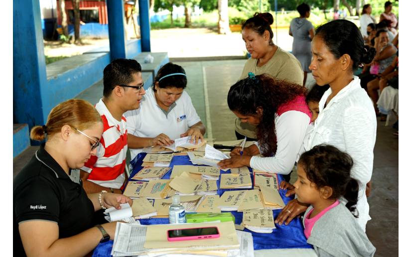 Más de un millón 700 mil estudiantes se han matriculado para el ciclo