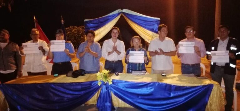 Restauran 18 luminarias en Puerto Díaz