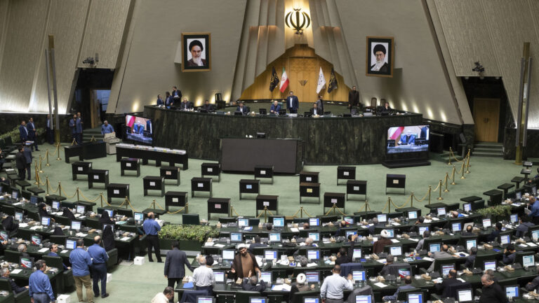 Irán advierte que la muerte de Abbas tendrá consecuencias