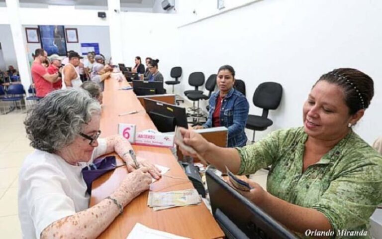 INSS paga 2 mil 122 millones de córdobas a pensionados
