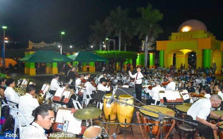 Honran el legado cultural del maestro Fidel Aguilar Martínez con un emotivo homenaje