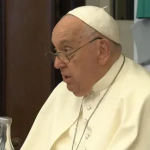 Papa-Movimientos Sociales