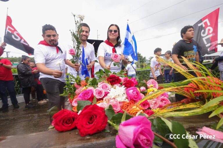 JS rinde homenaje al Héroe Nacional Rigoberto López Pérez
