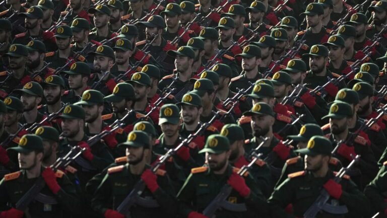 La CGRI ordena a sus miembros no usar dispositivos de comunicación