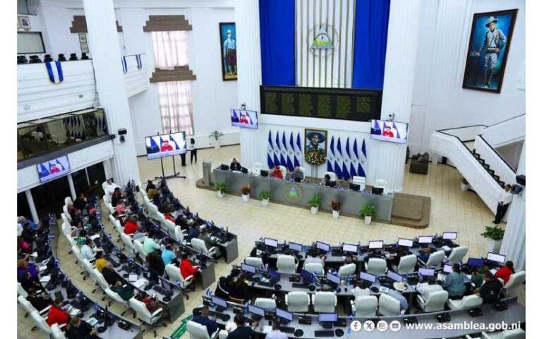 Asamblea aprobó convenios de créditos para adquisición de maquinaria