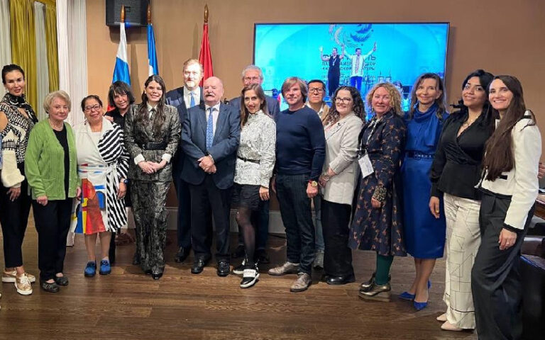 Nicaragua Diseña con altos representantes de la moda en Moscú 