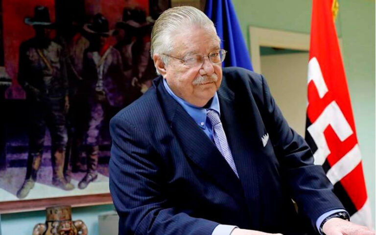 Homenaje al Doctor Paul Oquist Kelley en su natalicio número 81 