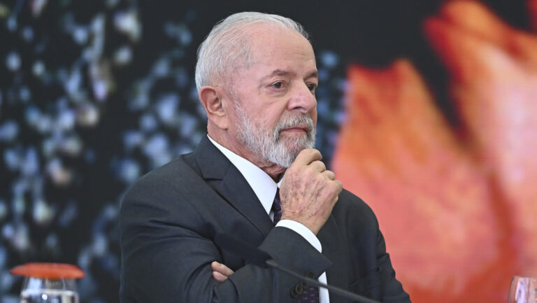 Lula da Silva participará en la cumbre de los BRICS