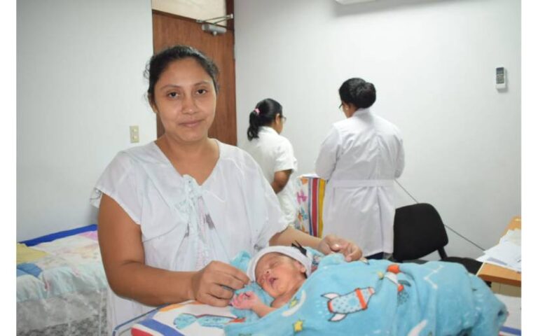 Estas son las atenciones médicas que reciben madres y bebés en Nicaragua