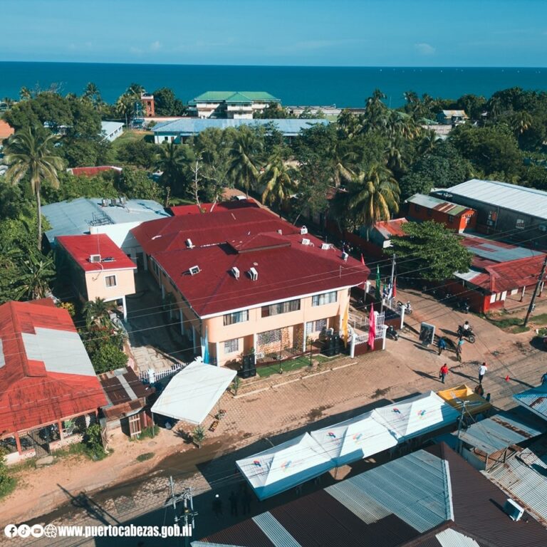 Inauguran modernas instalaciones de la Alcaldía de Puerto Cabezas