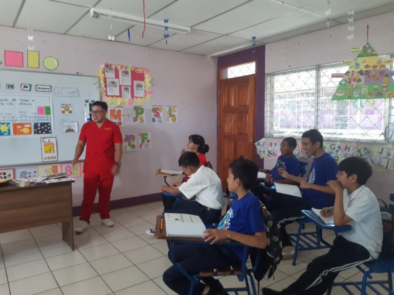 MINED presenta temas a abordarse en las Teleclases
