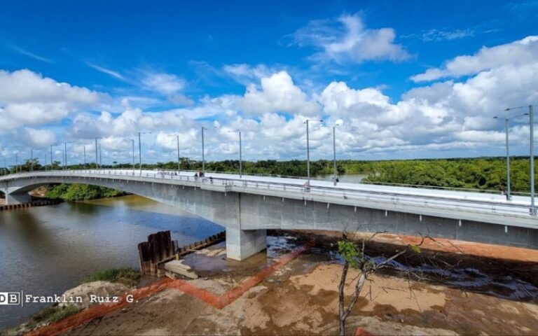 Nicaragua avanza en proyecto de construcción de puentes