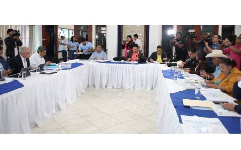 Inicia consulta sobre Presupuesto General de la República 2025