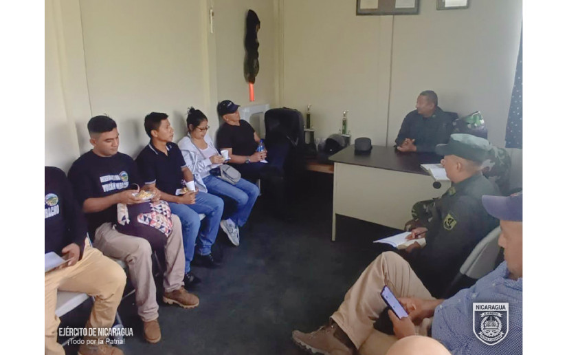 Cuarto Comando Militar Regional participa en reunión con productores de Carazo, Masaya y Granada