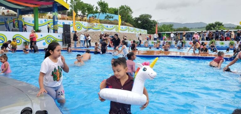 Inauguran parque acuático en la ciudad de Matagalpa