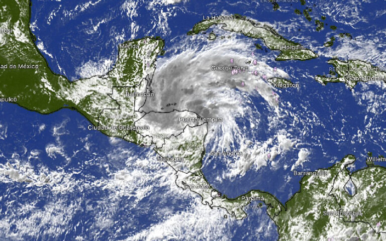 Nicaragua presenta informe por tormenta tropical Sara