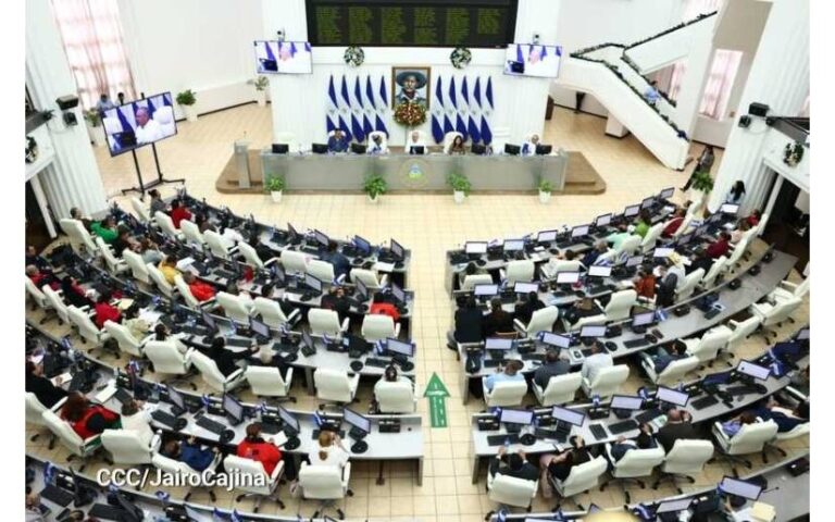 Comisión especial analiza reformas constitucionales