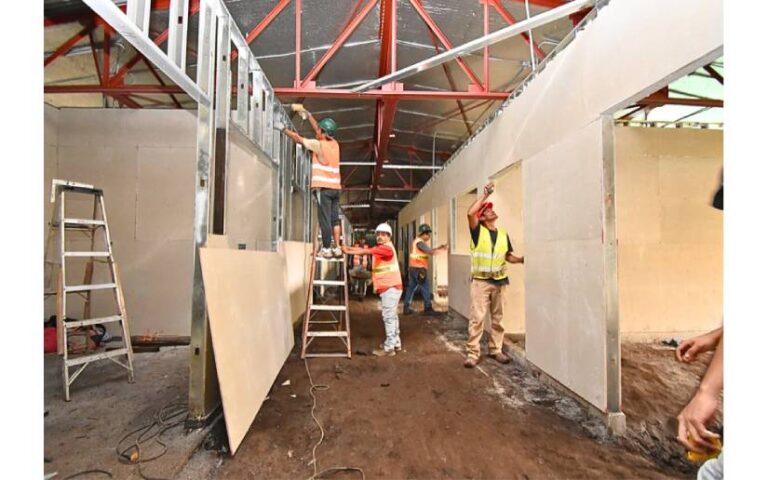 Avanza rehabilitación y equipamiento de Hemato-Oncología del Hospital Manolo Morales 