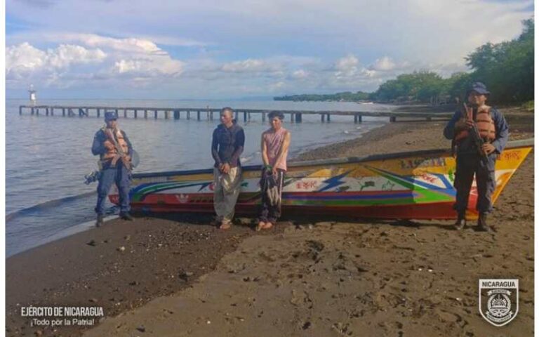 Distrito Naval Pacífico retuvo a dos personas por realizar pesca ilegal