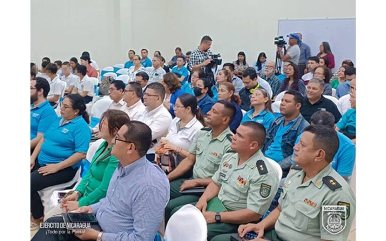 Ejército presente en el encuentro nacional “Tecnología Educativa en la Era Digital”
