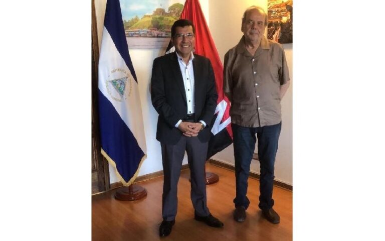 Compañero Carlos Midence se reúne con dirigente del Partido Comunista de Chile