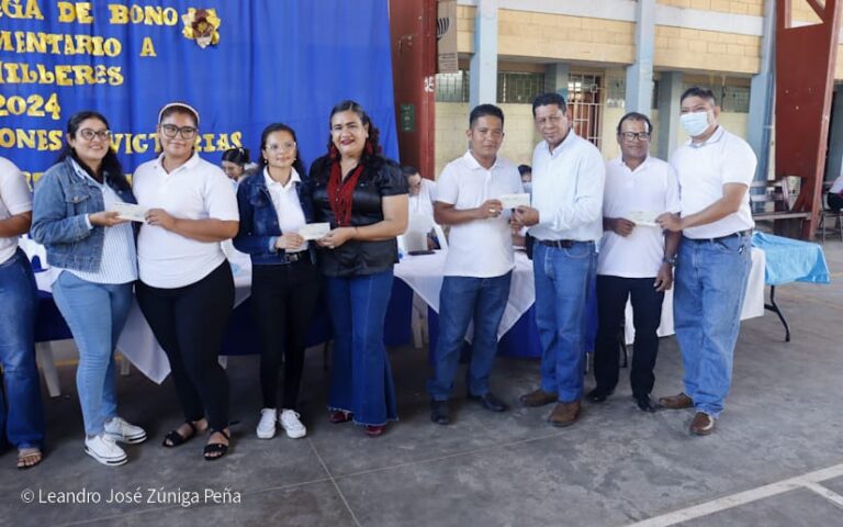 Inicia entrega de bono complementario a bachilleres
