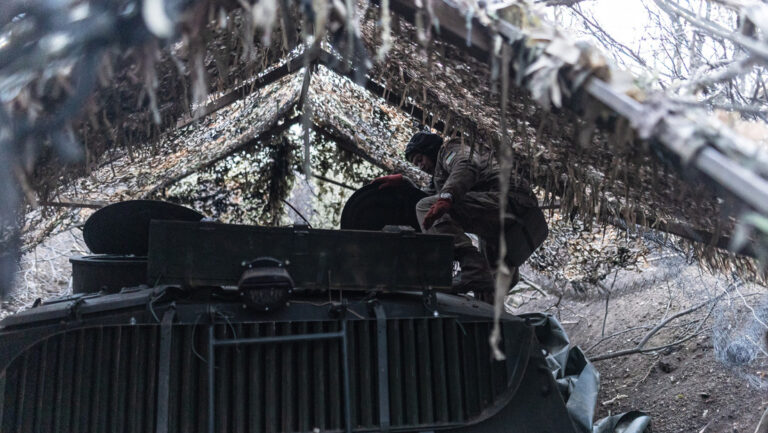 Lavrov destaca que Occidente aplica una política agresiva contra Rusia