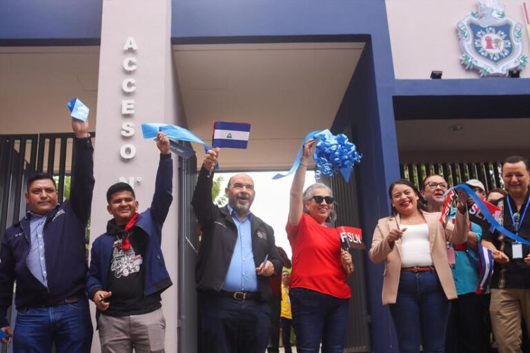 Inauguran más puntos de acceso y garitas en la UNAN-Managua