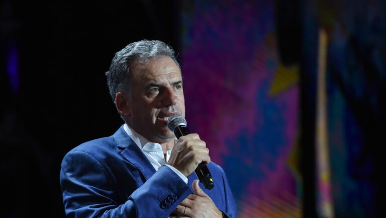 Presidente de Uruguay hace su primer viaje oficial a Brasil