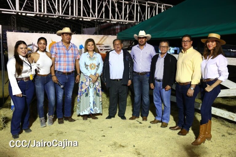 Feria Ganadera Navideña 2024 es oficialmente inaugurada