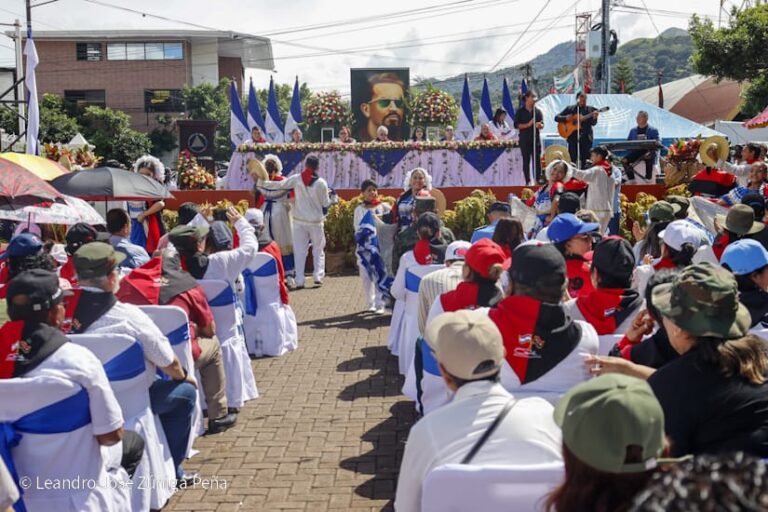 Asamblea Nacional rinde homenaje a Carlos Fonseca