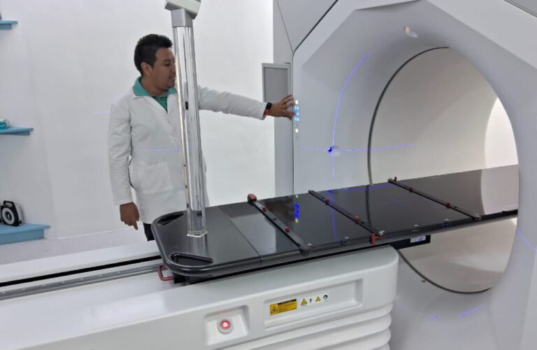 Instalan tercer acelerador lineal en Centro de Radioterapia