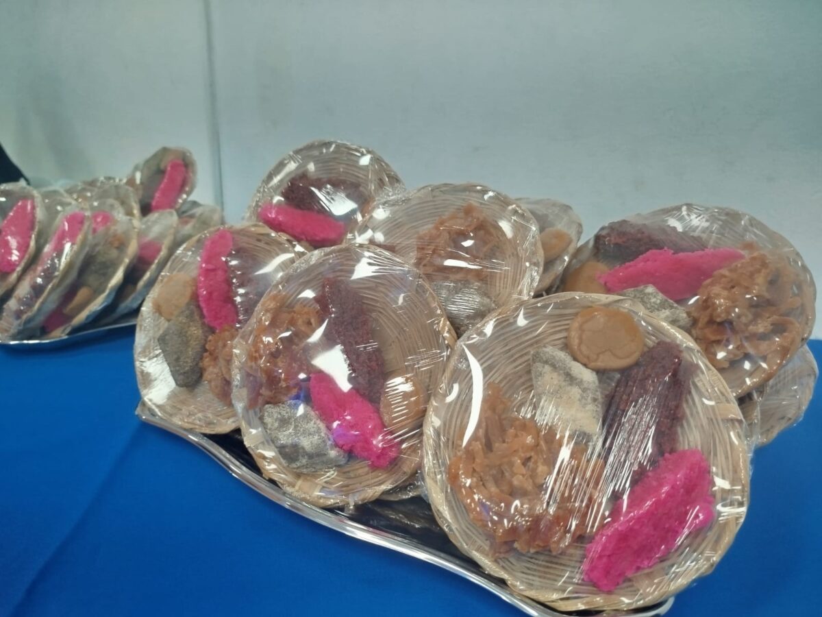 Comerciantes del mercado Roberto Huembes, están abastecido con productos tradicionales a la celebraciones a la Purísima Concepción de María.