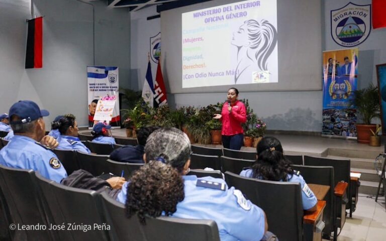 MINT realiza capacitación sobre la lucha contra la violencia hacia la mujer