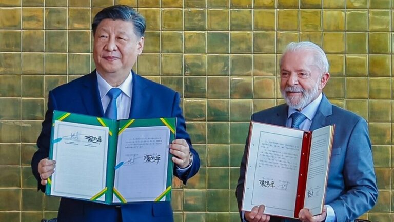 China firma más de 60 acuerdos de cooperación
