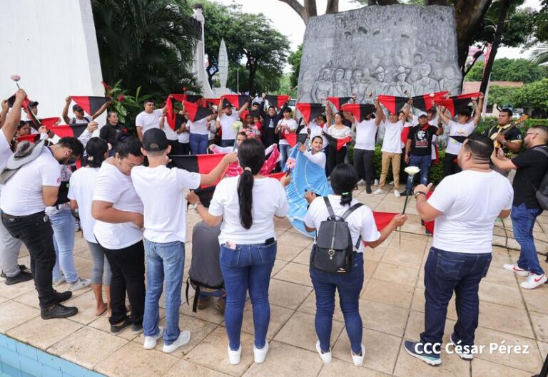 JS rinde homenaje a los Héroes y Mártires en el Día de los Fieles Difuntos