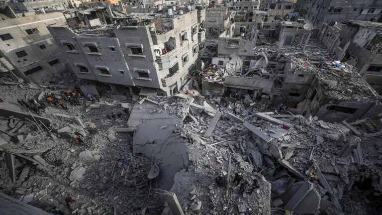 Bombardeo israelí en Franja de Gaza deja 35 muertos