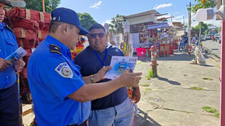 Bomberos Unidos inspeccionan tramos de pólvora