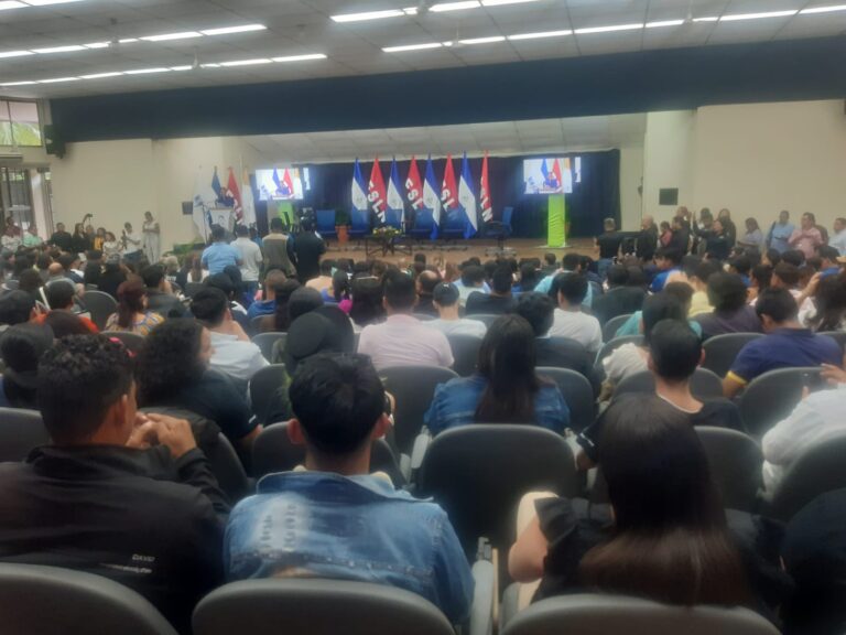 Comunicadores de RT celebran en Nicaragua su XV aniversario