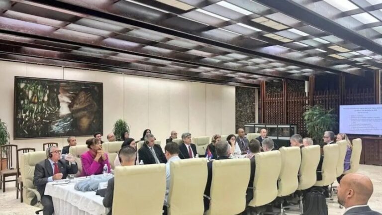 Cuba dispuesta a consolidar tema de migración con EE. UU.