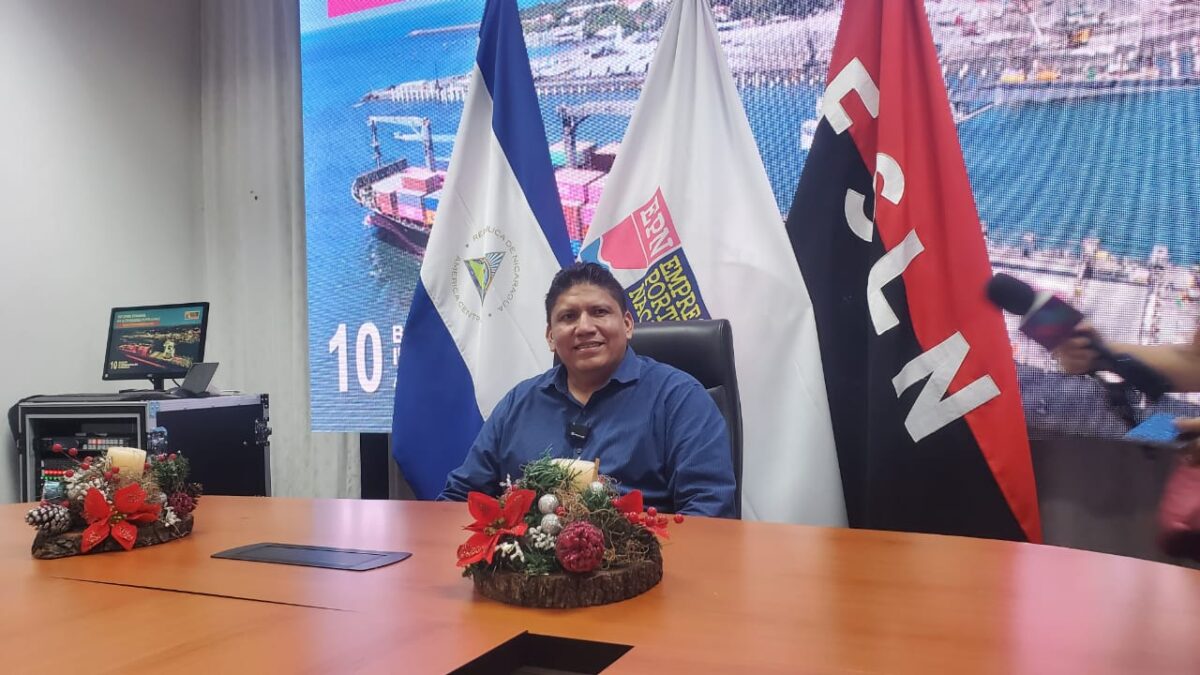 Carlos Aburto, Gerente General de la EPN.