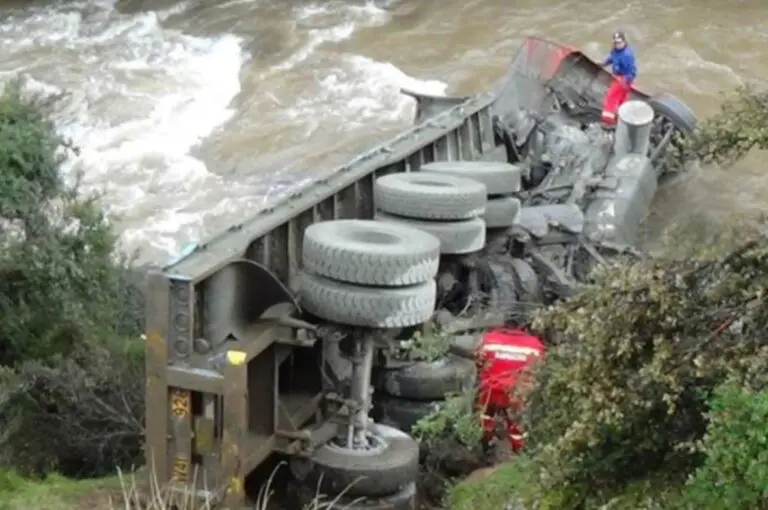 Al menos 71 muertos por la caída de un camión en Etiopía