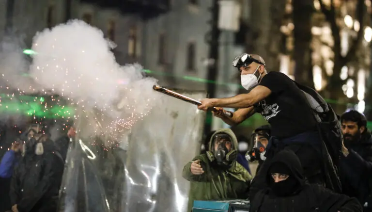 EE.UU. suspende asociación estratégica con Georgia