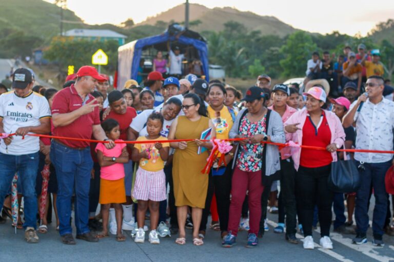 Gobierno Sandinista lleva energía eléctrica a territorio indígena