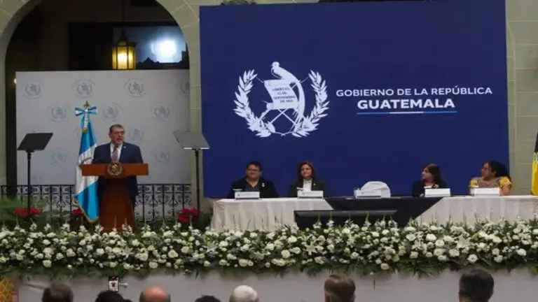 Organizaciones de Guatemala exigen al Gobierno cumplir Acuerdos de Paz