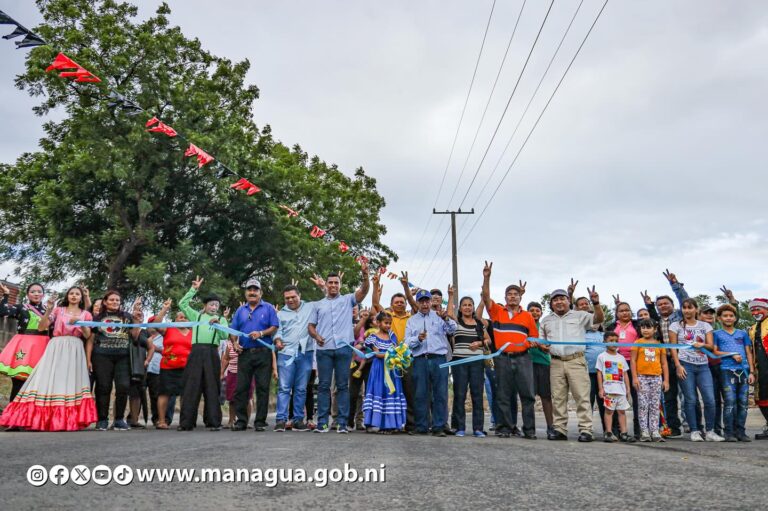 ALMA entrega 13 calles en Comunidad San Sebastián