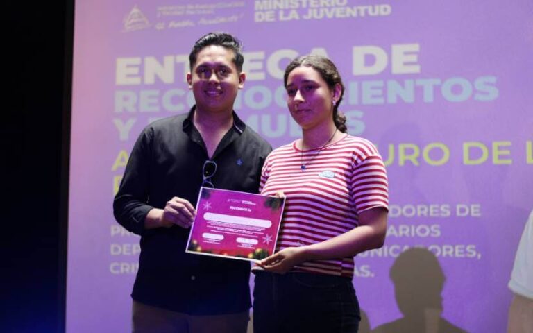 Ministerio de la Juventud reconoces a 45 jóvenes por ser destacados