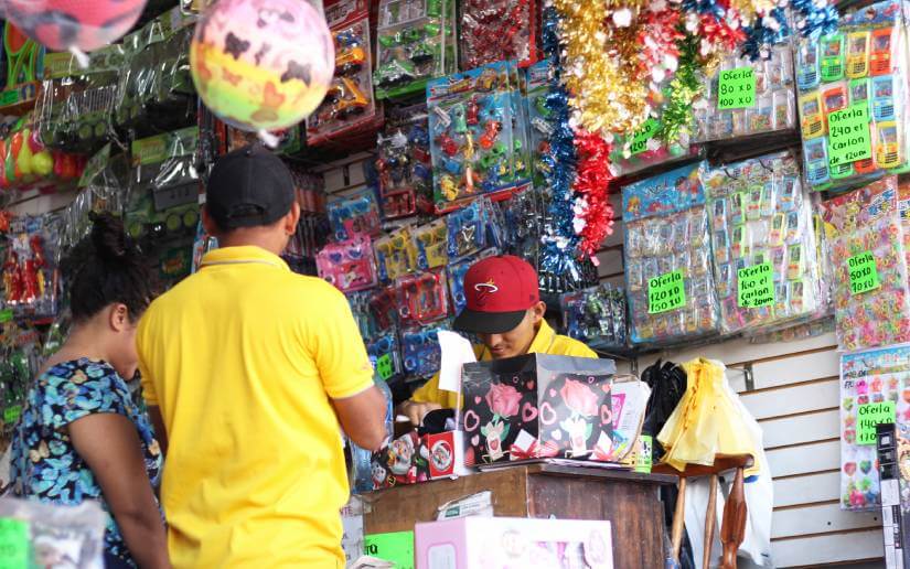 Venta de Juguetes en Navidad.