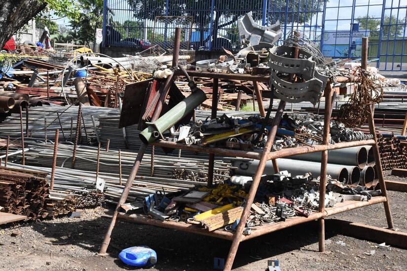 Marena visita Centro de Acopio de Chatarra