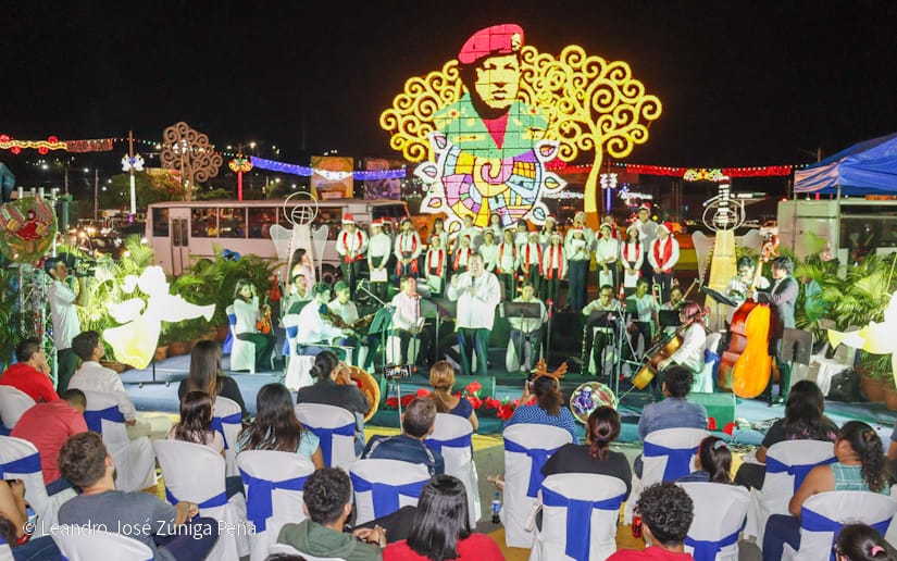 Realizan concierto para celebrar la Navidad